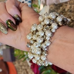White House Black Market faux  pearl bracelet
